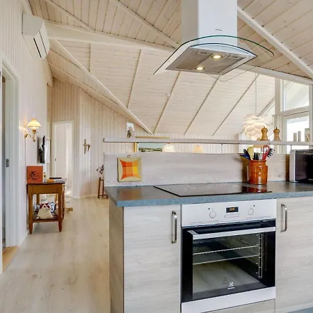 Holiday home Mirkka - 1-5km From The Sea In Nw Jutland By Interhome Lokken