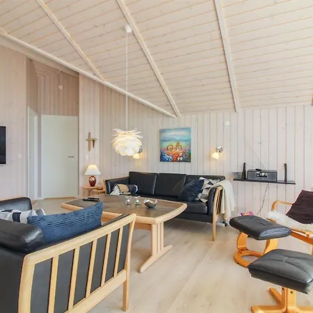 Mirkka - 1-5km From The Sea By Interhome Feriehus