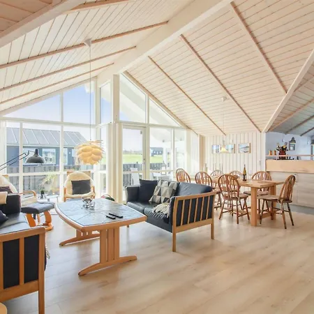 Feriehus Mirkka - 1-5km From The Sea By Interhome *