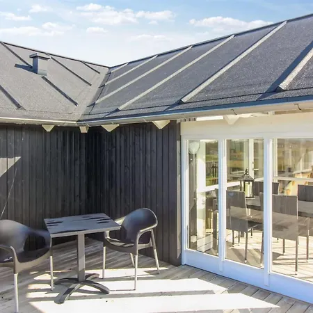 Feriehus Mirkka - 1-5km From The Sea By Interhome